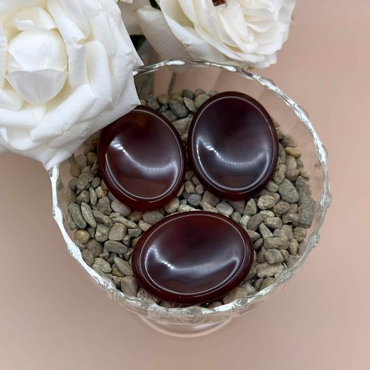Worry stone karneol